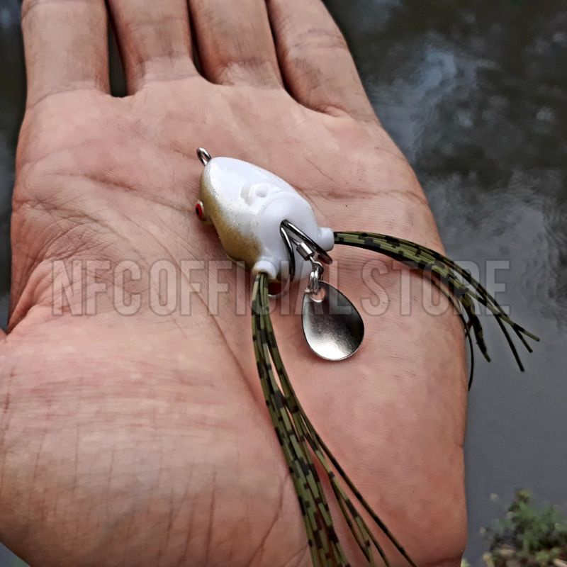 Soft frog mini 3 cm / 4,5 gram dengan ekor dan blade KILLER rekomendasi untuk Ultralight casting