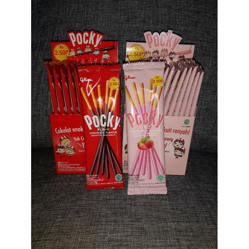 

pocky coklat & strawberry