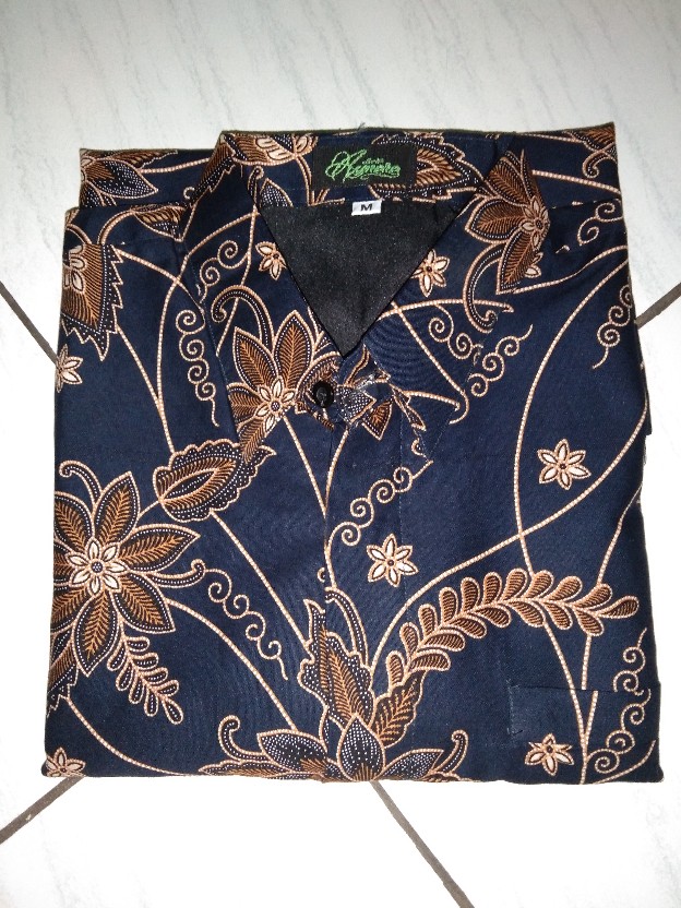 Batik Solo Kembang Biru Pendek Kemeja Pria Katun Halus Sragenan Full Furing