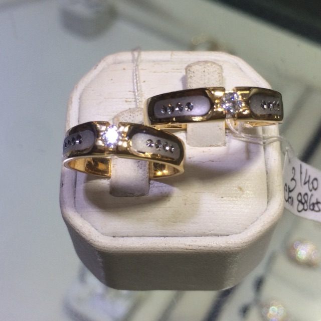 Cincin Kawin Emas 700 Kuning Sirkon Wedding Ring 70 %