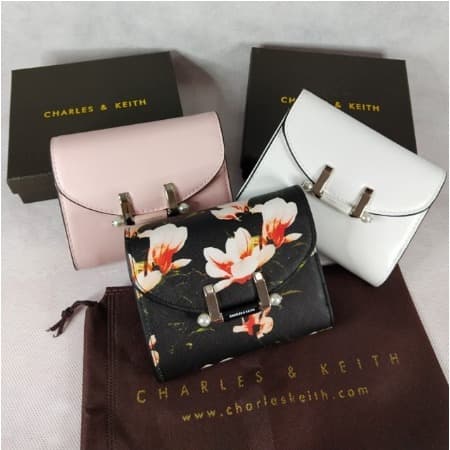 DOMPET WANITA CHARLES CHARLES&KEITHCNK ORI DOMPET LIPAT CHARLES&KEITHC