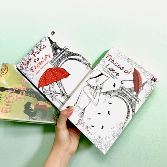 Paket Novel Clio Freya series Eiffel, Tolong