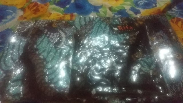 Batik Couple Keluarga Sania Ruffle Ori Ndoro Jowi Dnt Mataram Motif Madu Hijau