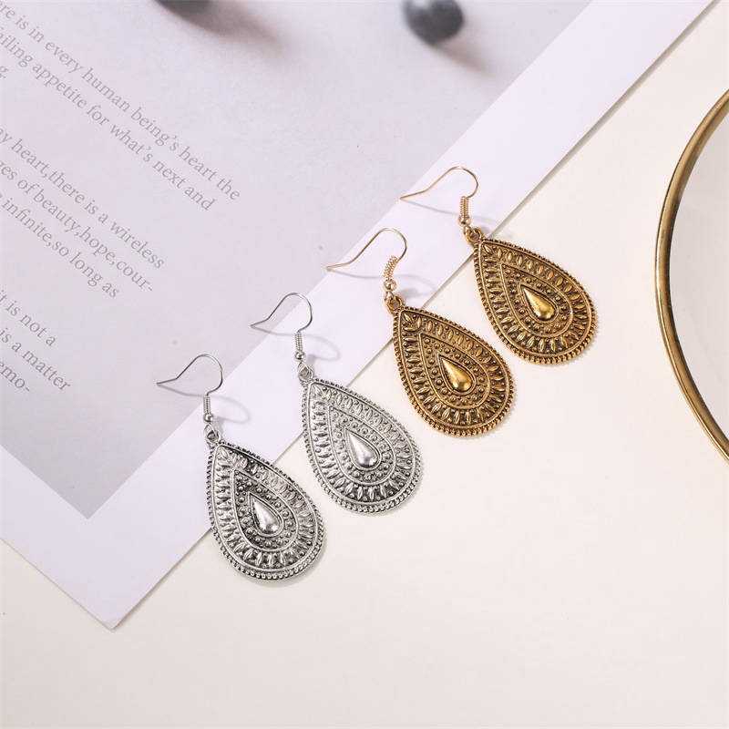 Anting-anting aksesoris fashion Anting-Anting Terukir Retro Peacock Tail Gaya bohemian