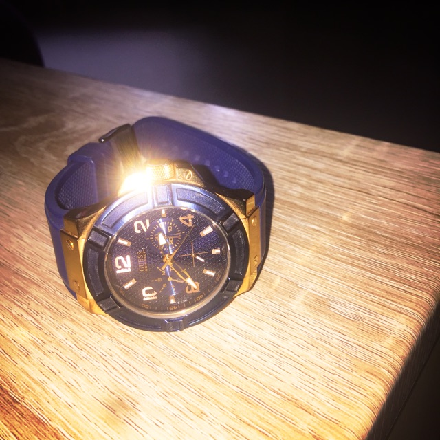 arloji GUESS kombinasi warna...original 100%