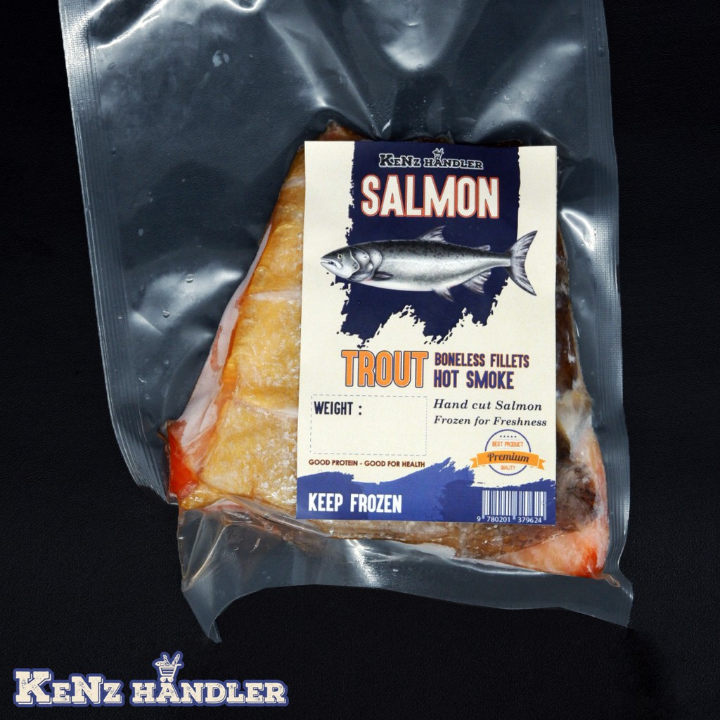 

TROUT SALMON HOT SMOKED BONELESS FILLET 100gr KeNz Händler. GRAB / GOJEK DELIVERY ONLY
