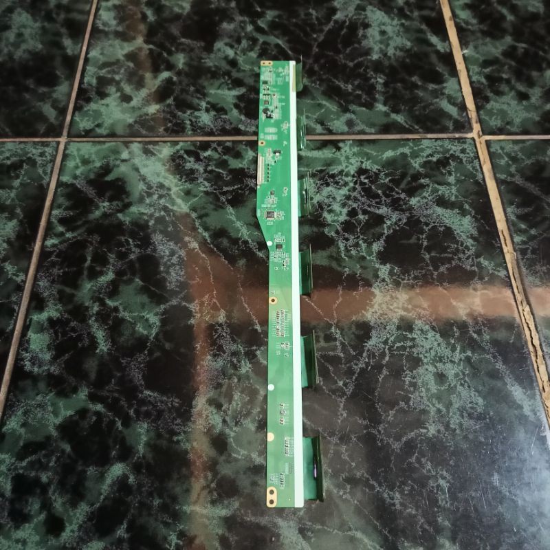 TCON - TICON - TIKON TV LED SAMSUNG UA22ES5000 - UA22ES5000R