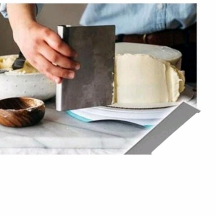 Scrapper Stainless Tebal Spatula Pemotong Adonan Perata Butter Cream