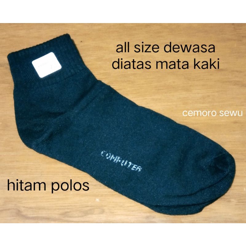 kaos kaki kaus kaki