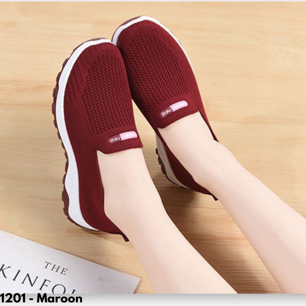 SEPATU SNEAKERS WANITA NYAMAN LARI CASUAL REMAJA DEWASA IMPORT BERKUALITAS DAILY COMFY 1201
