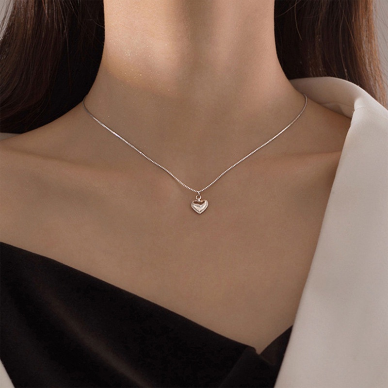 Fancyqube Kalung Rantai Klavikula Pendek Dengan Liontin Bentuk Hati Bahan Logam Gaya Kasual Elegan