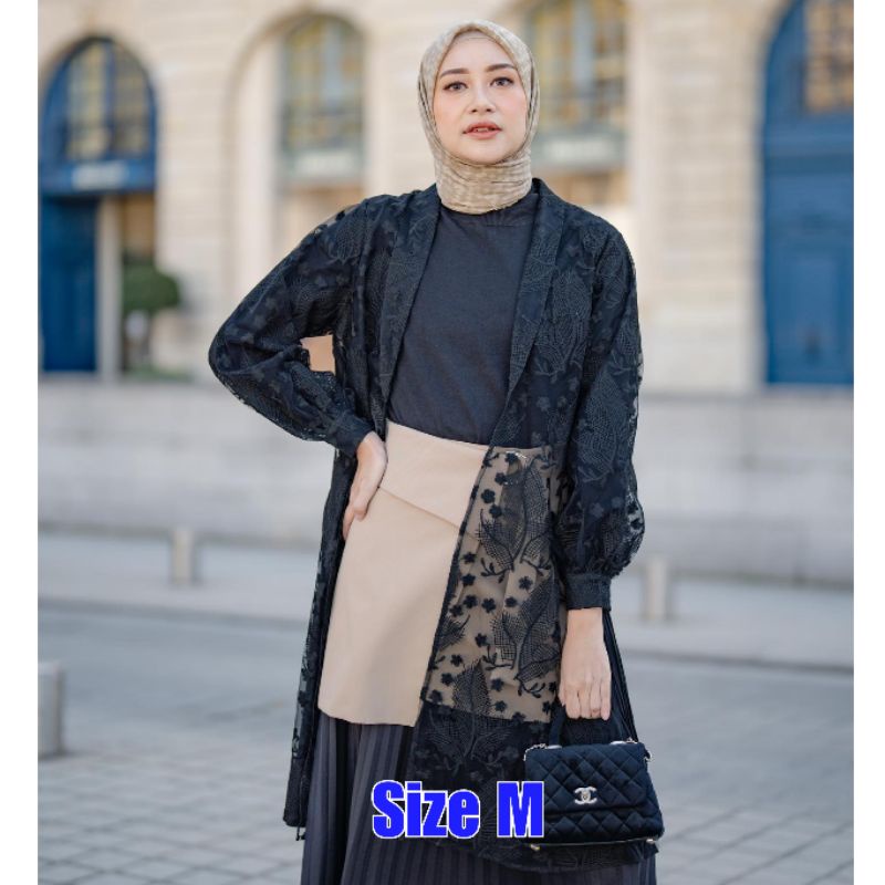 Deepika Outer by Heaven lights