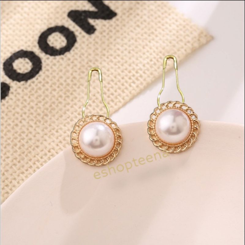 A166 anting hijab bulat pearl gold_anting jilbab