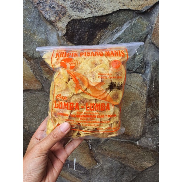 

Keripik kripik pisang lumba-lumba