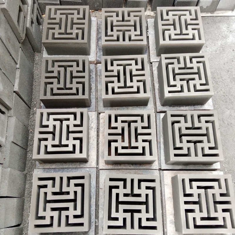 Roster beton labirin minimalis / loster beton / lubang angin minimalis