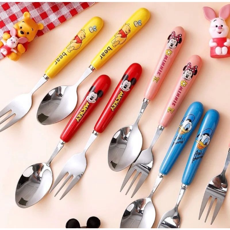 Sendok stainless keramik mickey minnie pooh donald daisy eeyore piglet tigger hello kitty my melody cinnamoroll lotso