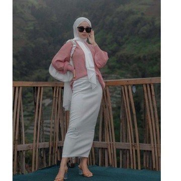 1KG MUAT 6 PCS | ROK SPAN WHITE MAXI SKIRT PANJANG FASHION WANITA HITS OOTD SELEBGRAM