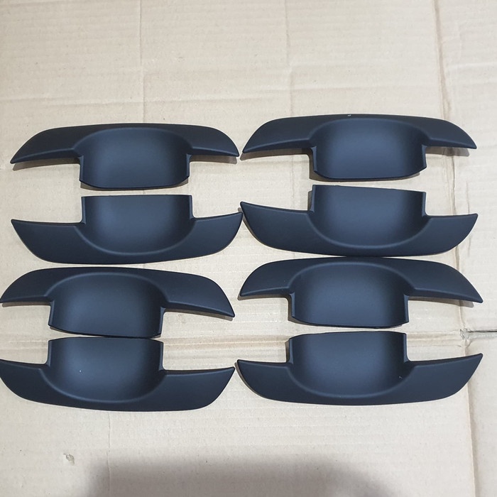 OUTER MANGKOK HANDLE HITAM DOFF MOBIL NEW INNOVA 2005-2015