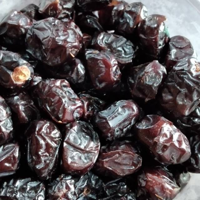 

Kurma ajwa madinah 1 kg grade A kualitas premium a