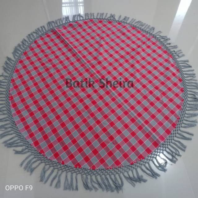 Taplak Meja Makan Tenun Bulat 4 Kursi