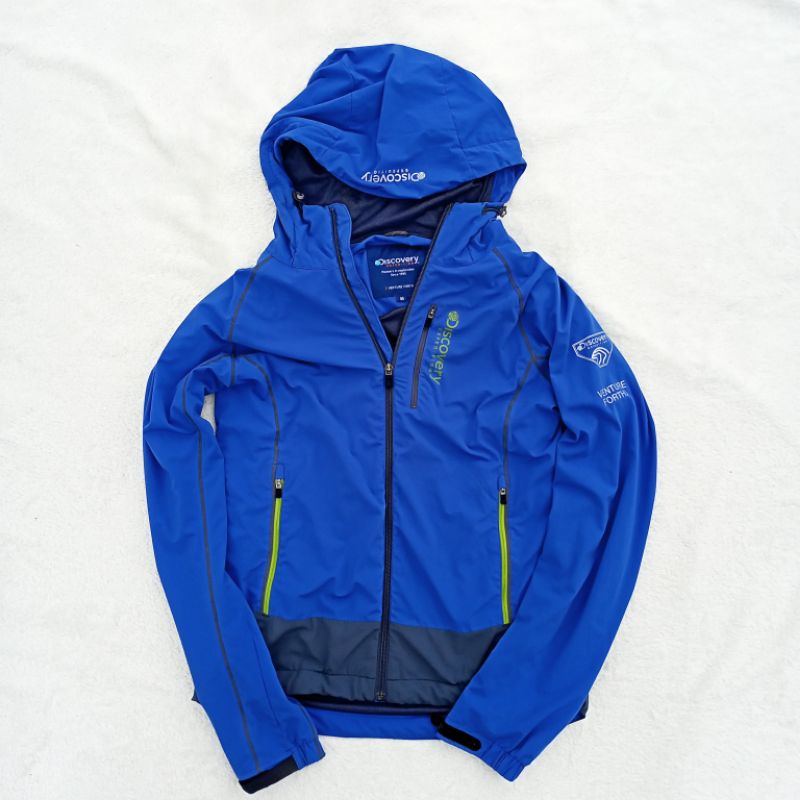 jaket Discovery second bekas preloved