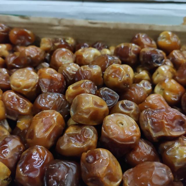 

Kurma Sukari - 1/2 kg