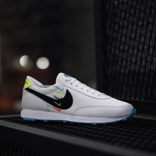 Sepatu running wanita nike daybreak worldwide original BNWB