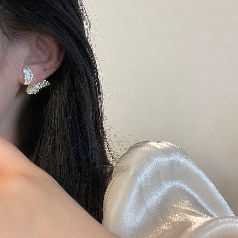 1 Pasang Anting Bentuk Kupu-Kupu Gaya retro korea Untuk Wanita