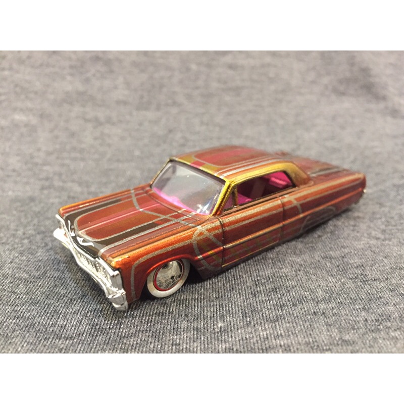 JADA 1 : 64 - DIECAST CUSTOM IMPALA LOWRIDER