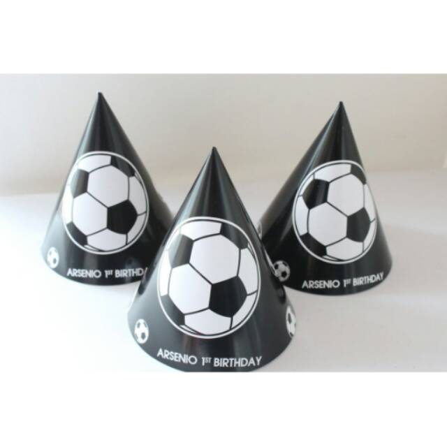 Topi ulang tahun kerucut karakter sepak bola / soccer