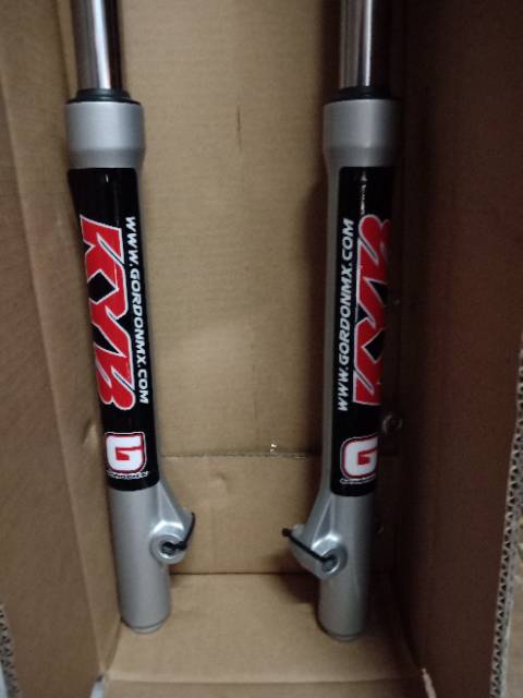 Tele KYB / Shock Depan Kayaba Gordon 33 mm