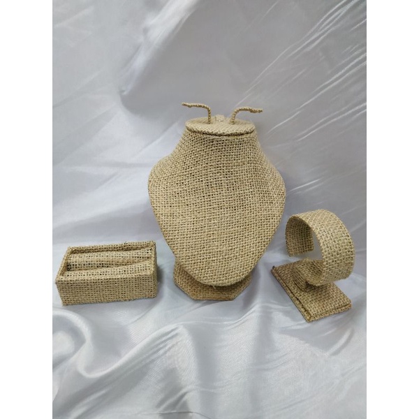 Manekin Perhiasan Mahar Seserahan Rustic Goni kalung,gelang,cincin