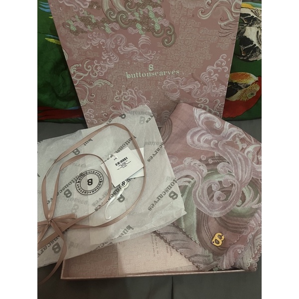 PRELOVED BUTTONSCARVES WAVES SERIES SWEETY TAPIS LOTUS