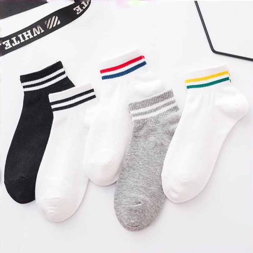 Kaos Kaki Korea Style Casual Sport Motif Garis Bahan Katun Warna Polos Medium Sock