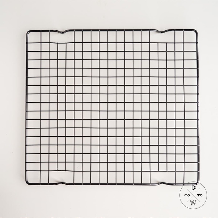 

KUE-PENGHIAS-ALAT- PHOTOPROPS CAKE COOLING RACK BLACK - LARGE -ALAT-PENGHIAS-KUE.