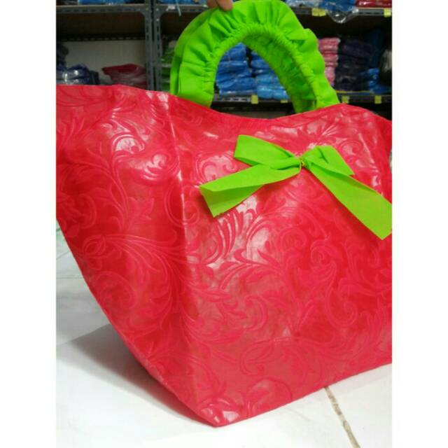 

MarMon tas kain tote bag embos spunbond souvenir weding,berkatan
