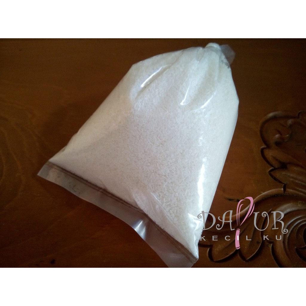 

Kelapa Parut Kering 100 gram / Dessicated Coconut 100gr