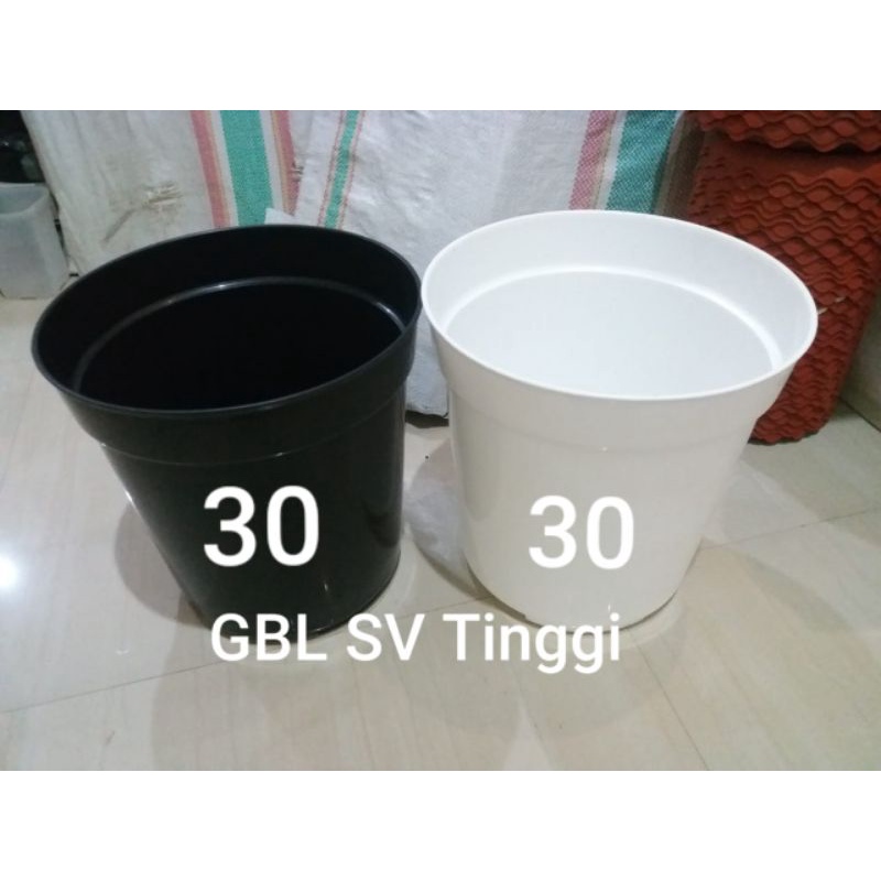 Pot Bunga Plastik GBL SV Tinggi ukuran 30cm warna Putih dan Hitam