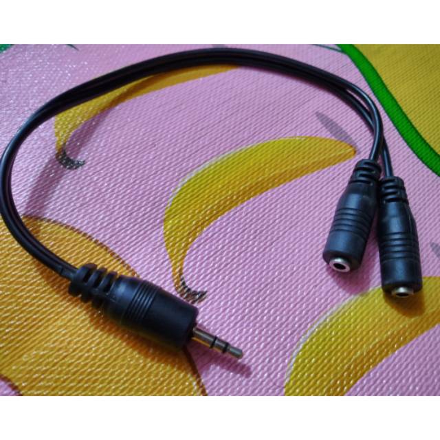 Kabel Audio Jack 3,5mm Male to 2 Output Audio Jack 3,5mm female