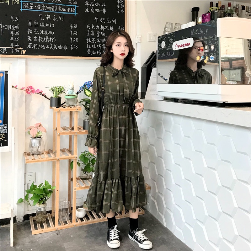 Gaun maxi dress A-line lengan panjang retro mengacak-acak Korea