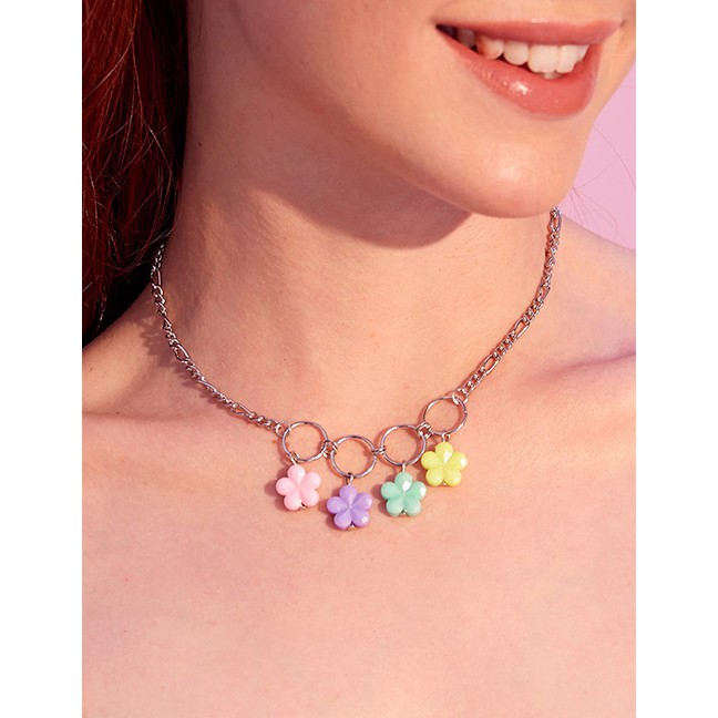 LRC Kalung Wanita Fashion Color Mixing Flower Resin Metal Ring Alloy Necklace k25087(random color)