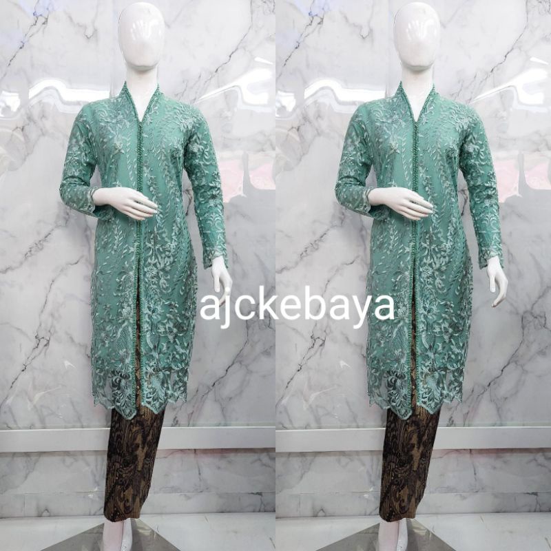 KEBAYA/KEBAYA TUNIK/SET KEBAYA TULLE/KEBAYA MODERN/KEBAYA TERBARU/KEBAYA PREMIUM/KEBAYA TERLARIS