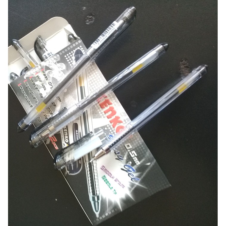 

Pulpen Tinta Easy Gel 0.5mm Hitam 1Pcs - Kenko