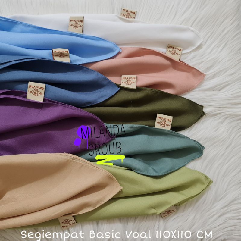 Segiempat Basic Voal Humaira 110X110 CM