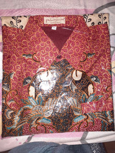 Baju Kemeja Batik Mangkubumi Semi Sutra Prada / High Quality Of Semi Sutra Batik.