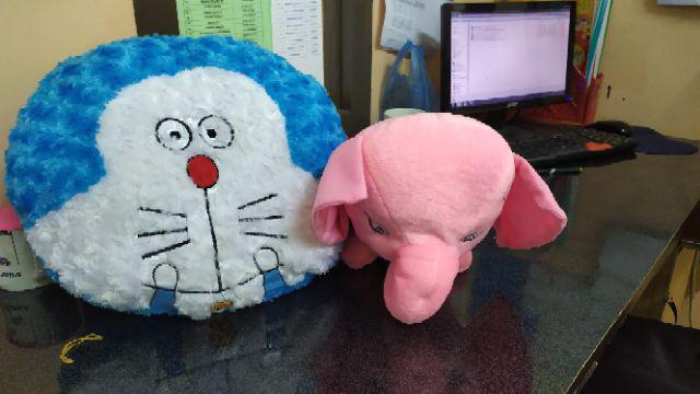 Bantal Doraemon
