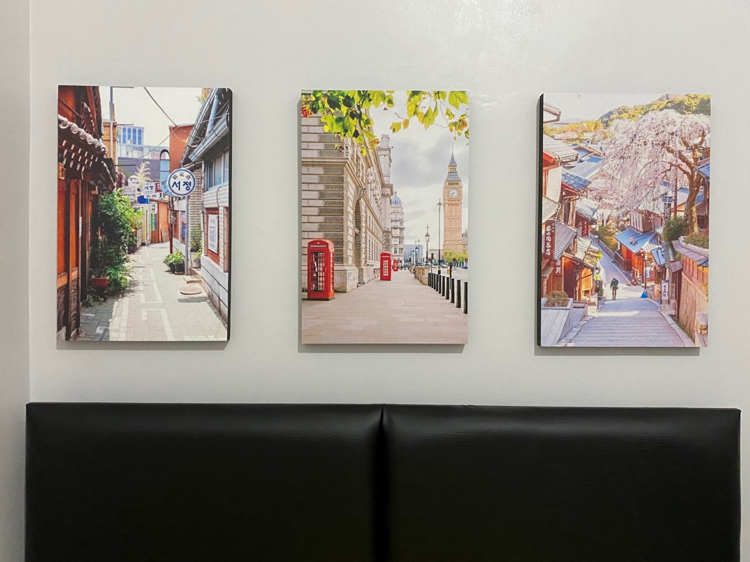 Poster Custom + Bingkai Kayu (45x30)