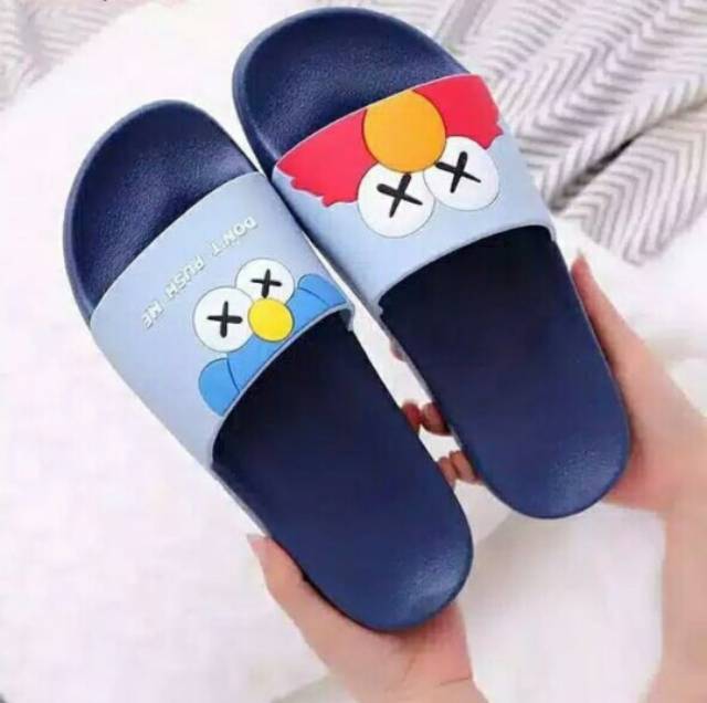 Sandal elmo dont push me / import