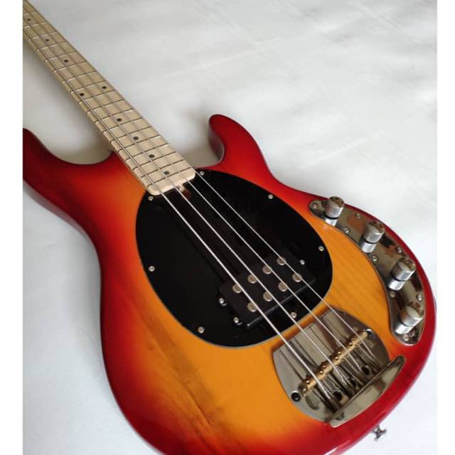 Bass Musicman Cherry