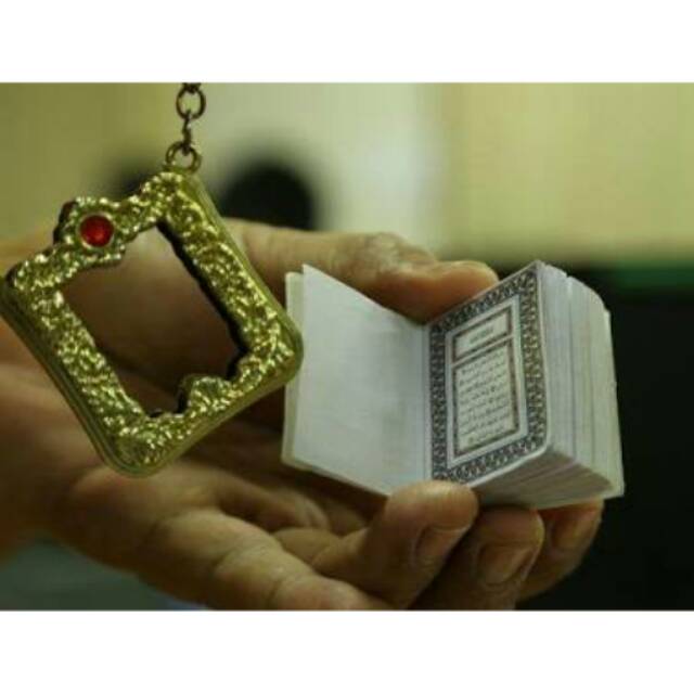 Gantungan Kunci Al Quran Oleh-Oleh Haji